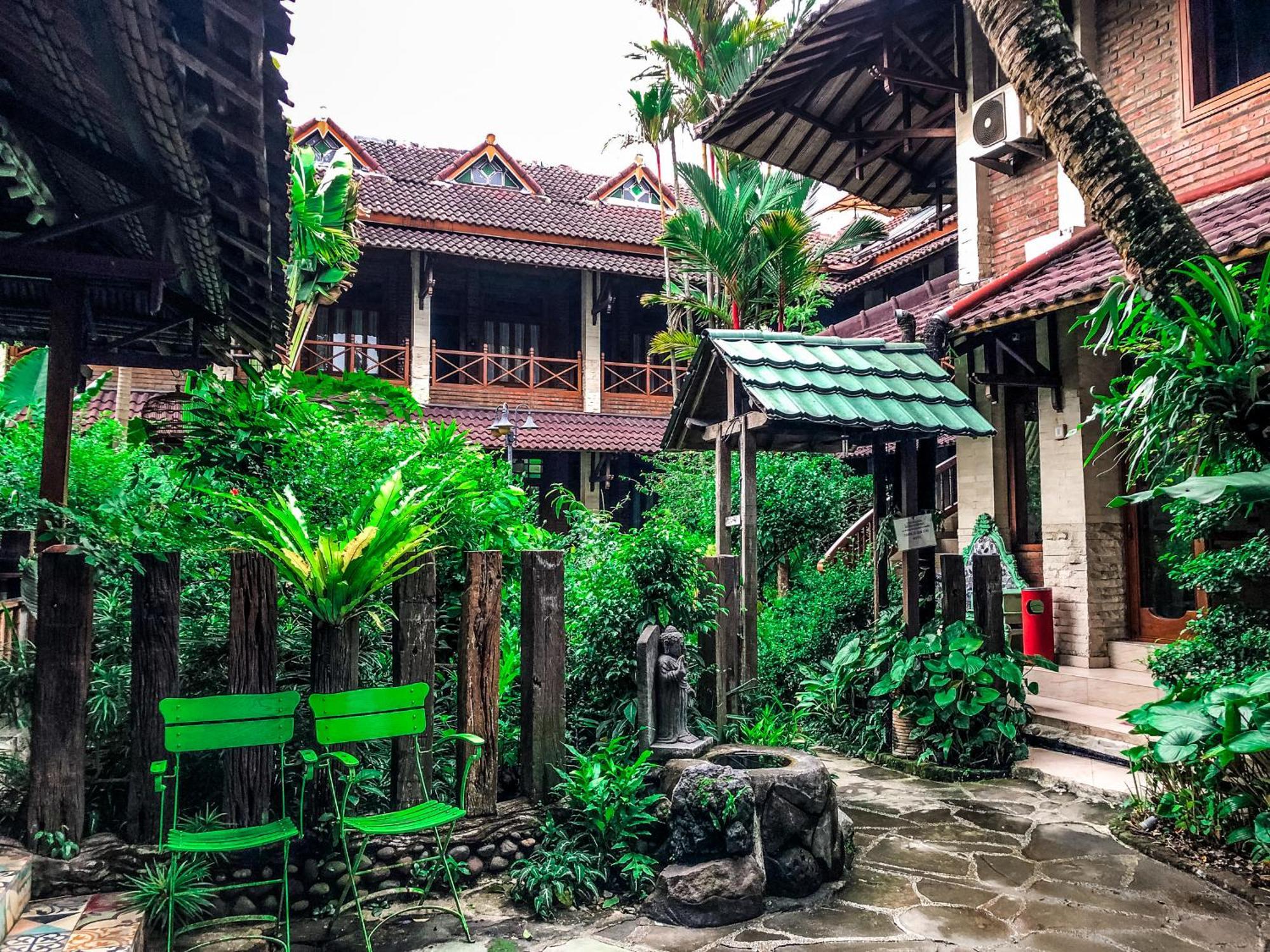 Arys Garden Hotel Yogyakarta Jogyakarta Zewnętrze zdjęcie
