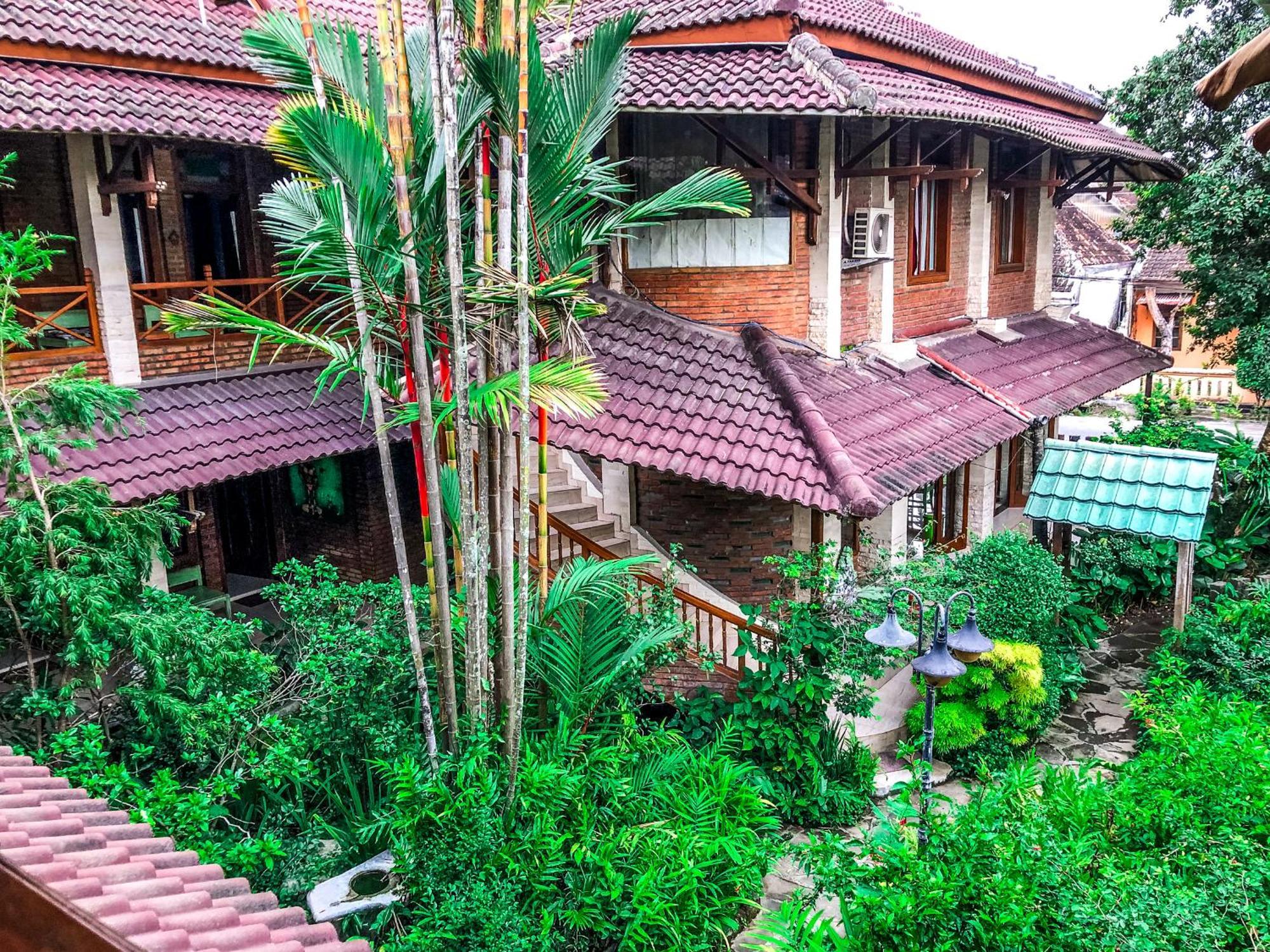 Arys Garden Hotel Yogyakarta Jogyakarta Zewnętrze zdjęcie