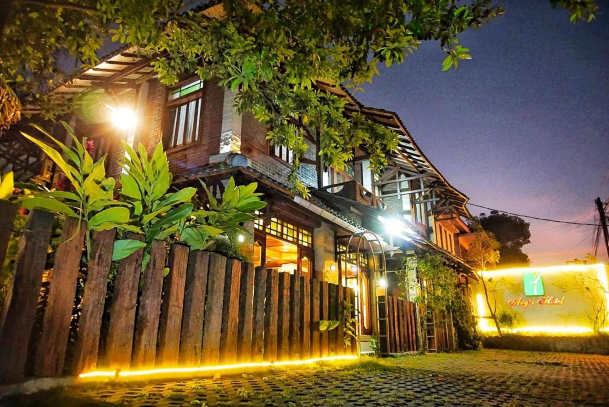 Arys Garden Hotel Yogyakarta Jogyakarta Zewnętrze zdjęcie