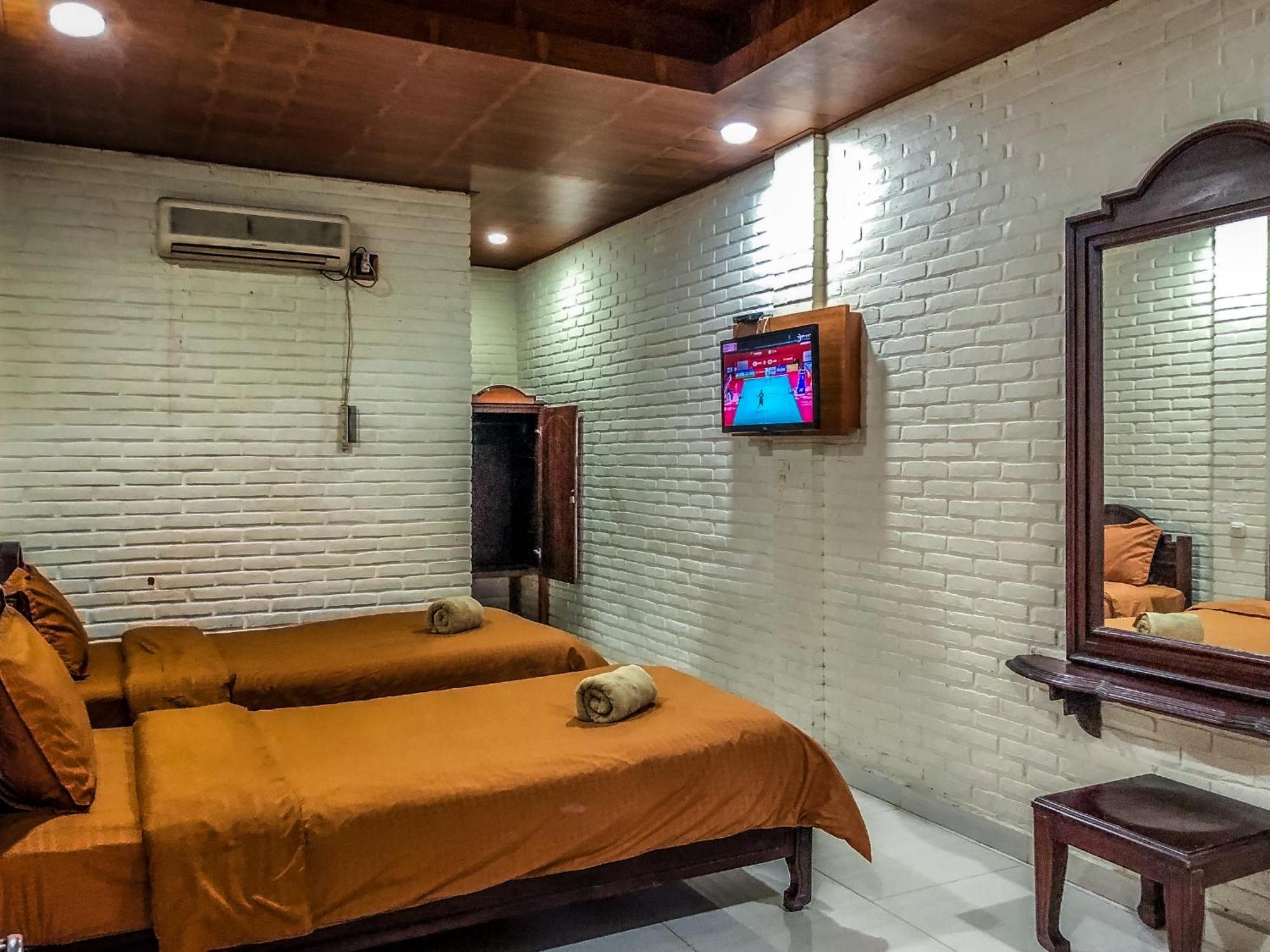 Arys Garden Hotel Yogyakarta Jogyakarta Zewnętrze zdjęcie