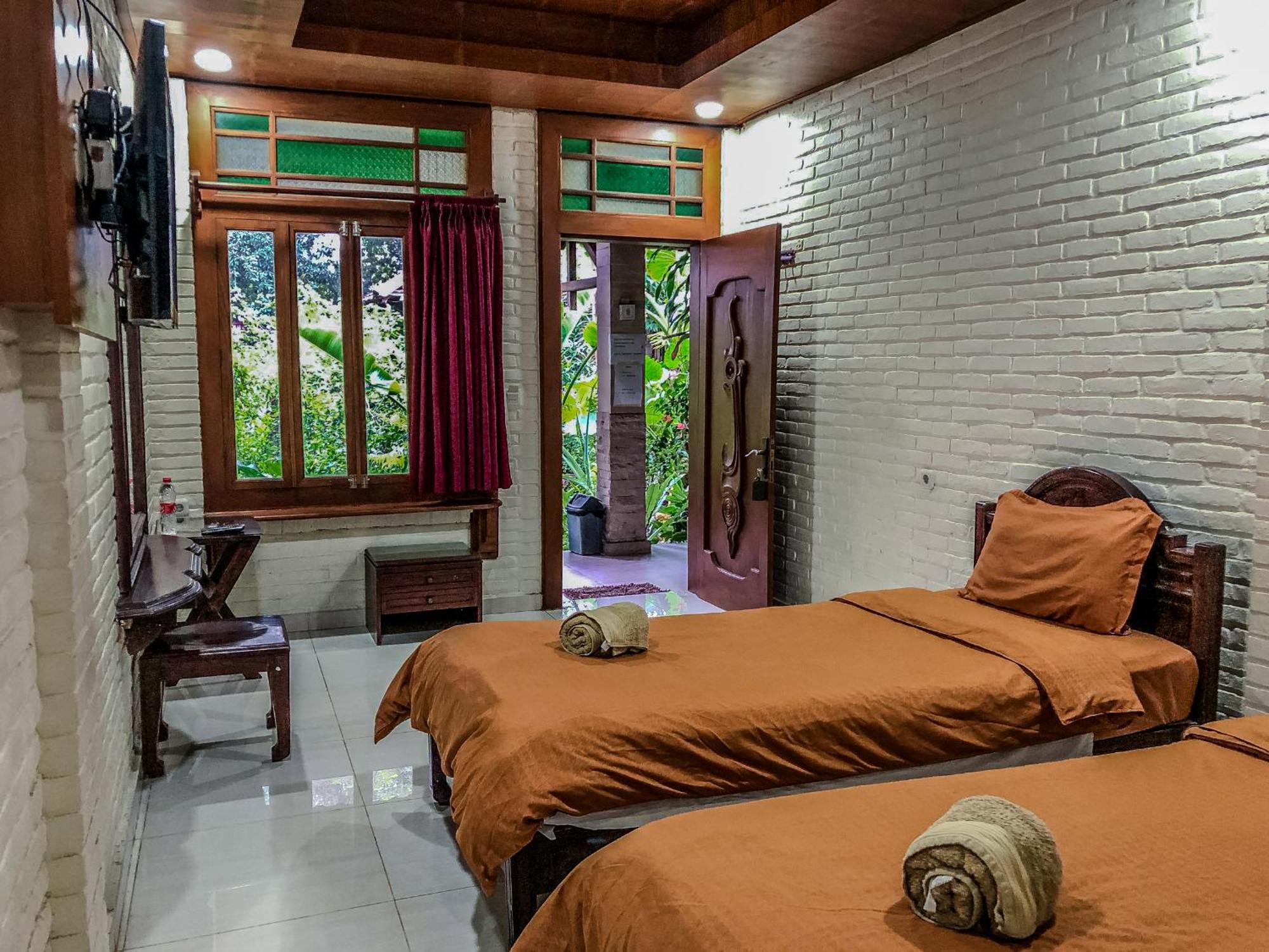 Arys Garden Hotel Yogyakarta Jogyakarta Zewnętrze zdjęcie
