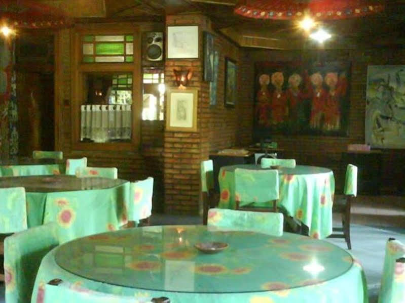 Arys Garden Hotel Yogyakarta Jogyakarta Zewnętrze zdjęcie